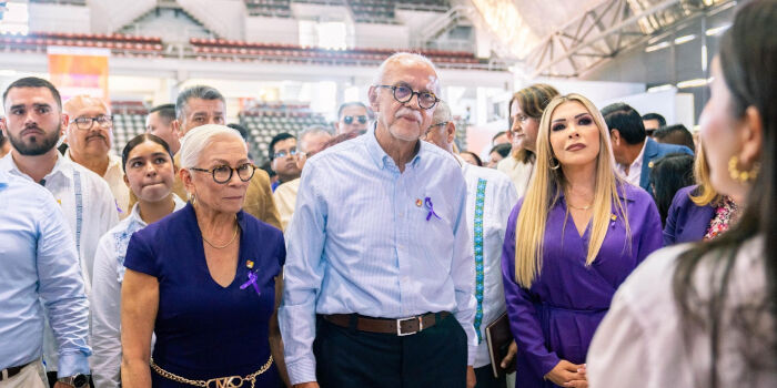 Beatriz Estrada y Navarro Quintero presentan la Cruzada Estatal Contra la Violencia hacia la Mujer