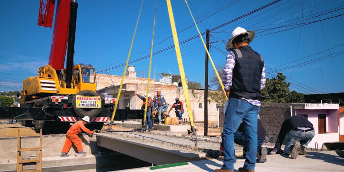Avanza construcci&oacute;n del puente en la colonia Heriberto Casas para mejorar la movilidad en Tepic
