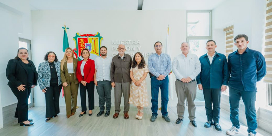 Miguel &Aacute;ngel Navarro coordina con FONATUR acciones para el desarrollo tur&iacute;stico de Nayarit