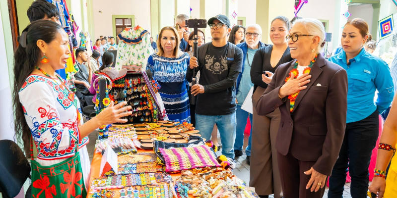 Beatriz Estrada asiste a Expo Venta por el D&iacute;a Internacional del Artesano en el Museo de los 5 Pueblos