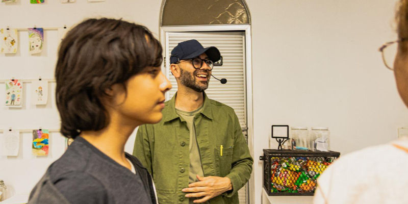 Becas del 50 por ciento a estudiantes del idioma ingles