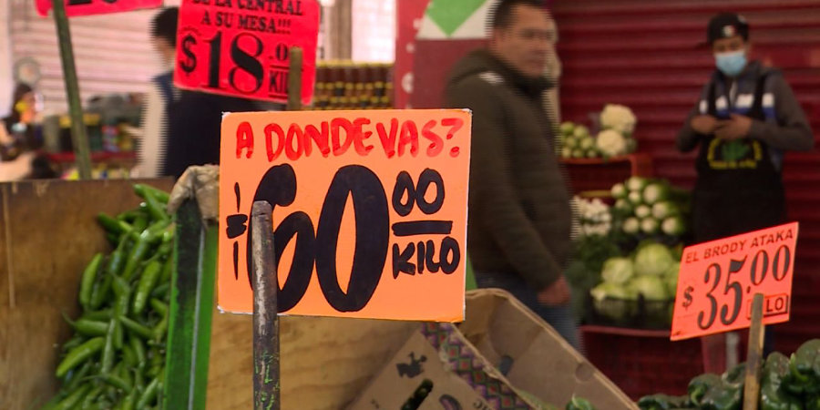 Guerra en Ir&aacute;n pega al ahorro de trabajadores en M&eacute;xico