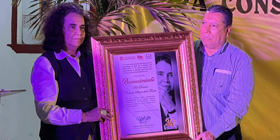 Emotivo homenaje a la Dra. Consuelo Sa&iacute;zar en Acaponeta