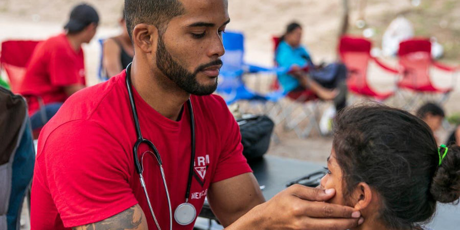Unos 80 m&eacute;dicos cubanos trabajan en las zonas m&aacute;s dif&iacute;ciles de Sinaloa