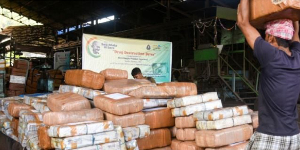 Decomisa Interpol m&aacute;s de 3 mil armas y 56 toneladas de drogas