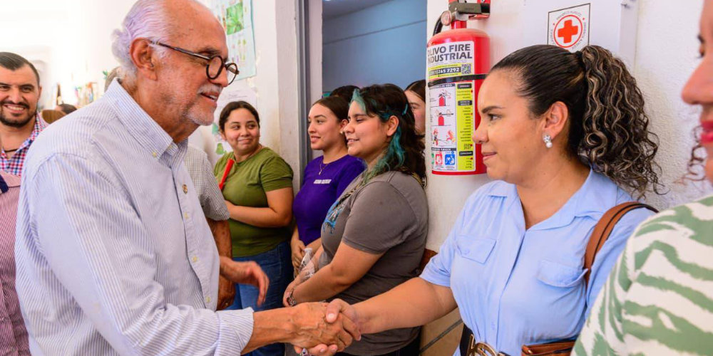 Navarro Quintero impulsa mejoras integrales para la comunidad escolar de Acaponeta