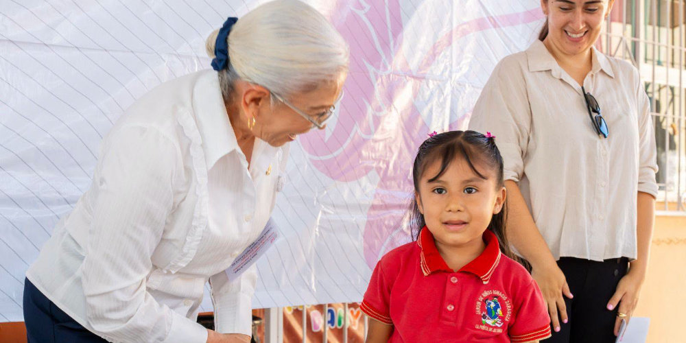 Beatriz Estrada fortalece espacios de juego y convivencia para la ni&ntilde;ez de La Pe&ntilde;ita de Jaltemba