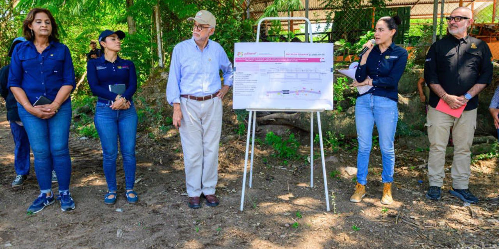 Puente y agua potable: Miguel &Aacute;ngel Navarro concluye gira en Amapa