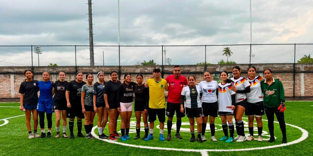 ARRANCA EL TORNEO DE F&Uacute;TBOL 5 FEMENIL CATEGOR&Iacute;A LIBRE