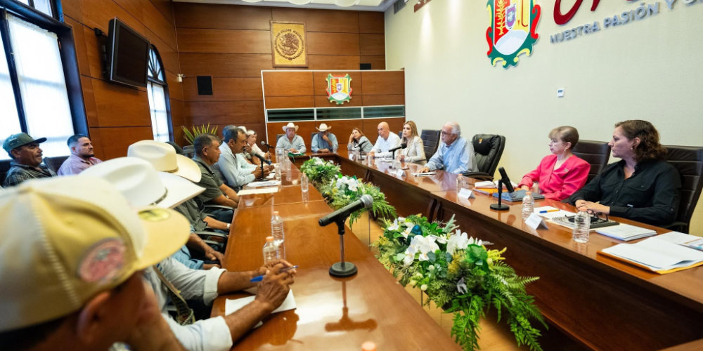 Con di&aacute;logo y acciones, Navarro Quintero respalda a los productores de ma&iacute;z