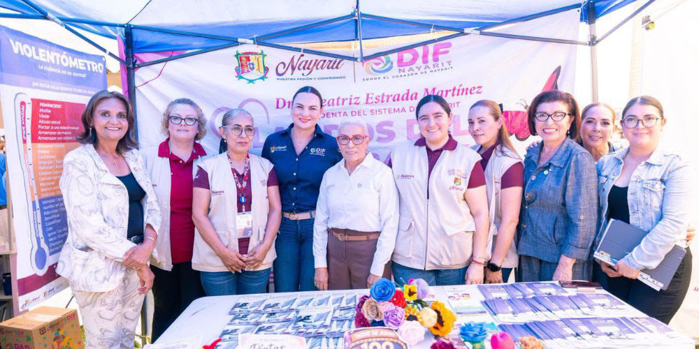 Beatriz Estrada atendi&oacute; las necesidades de las familias de la colonia 3 de Julio