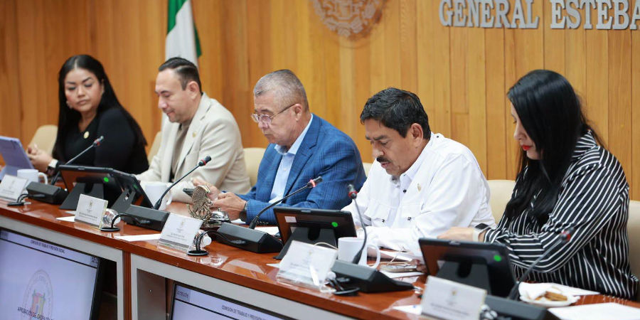 Avanza en el Congreso procesos de justicia laboral e igualdad municipal