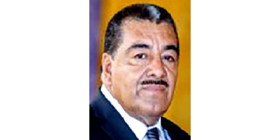 Guillermo Hern&aacute;ndez deja la dirigencia municipal del PRI en Santiago